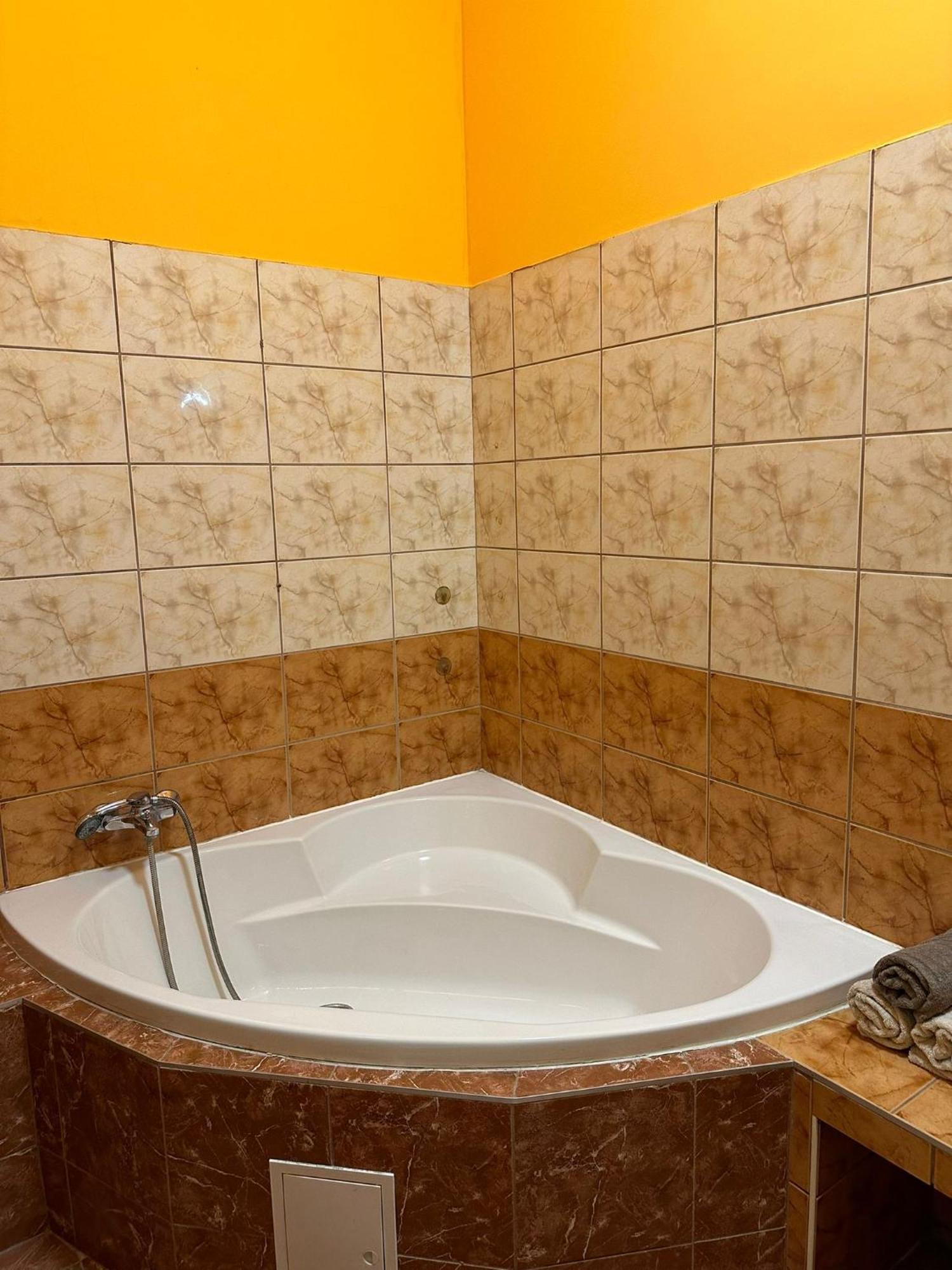Be Best Apartment บูดาเปสต์ ภายนอก รูปภาพ
